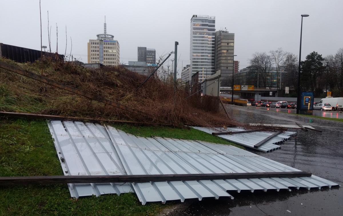 Neurje veter poplave 12.12.2017 | Foto STA