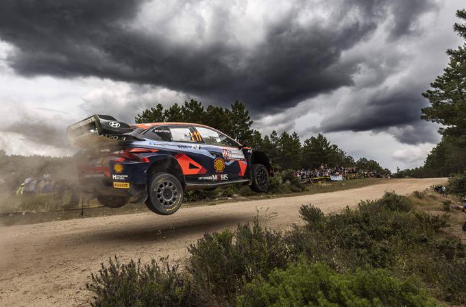 Thierry Neuville Hyundai | Foto: AP / Guliverimage