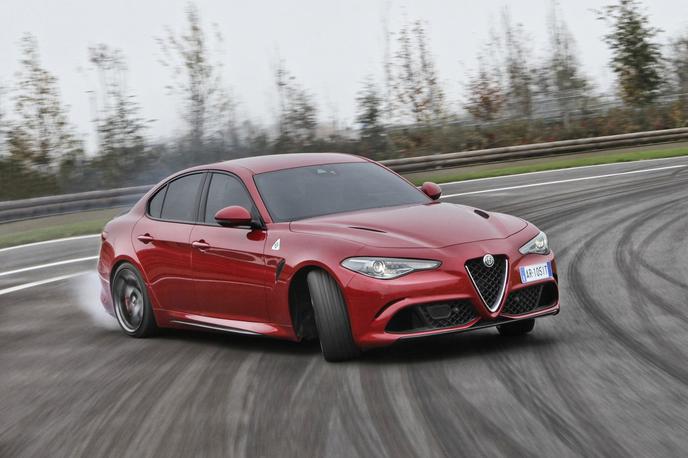 Alfa Romeo giulia quadrifoglio - napad na Zeleni pekel | Foto Ciril Komotar