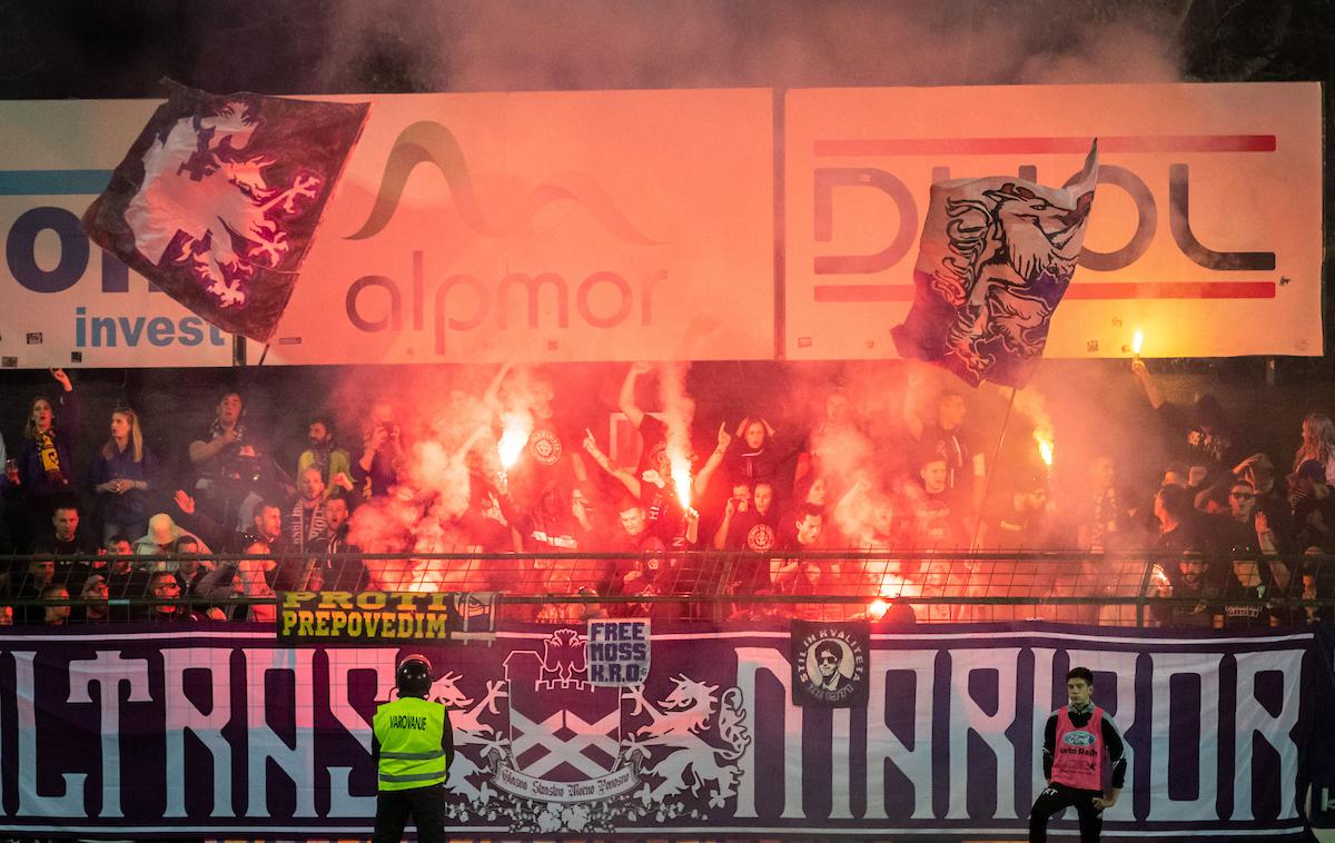 NK Mura NK Maribor Pokal | Denarni seštevek kazni zajema tudi nešportno vedenje navijačev. | Foto Blaž Weindorfer/Sportida