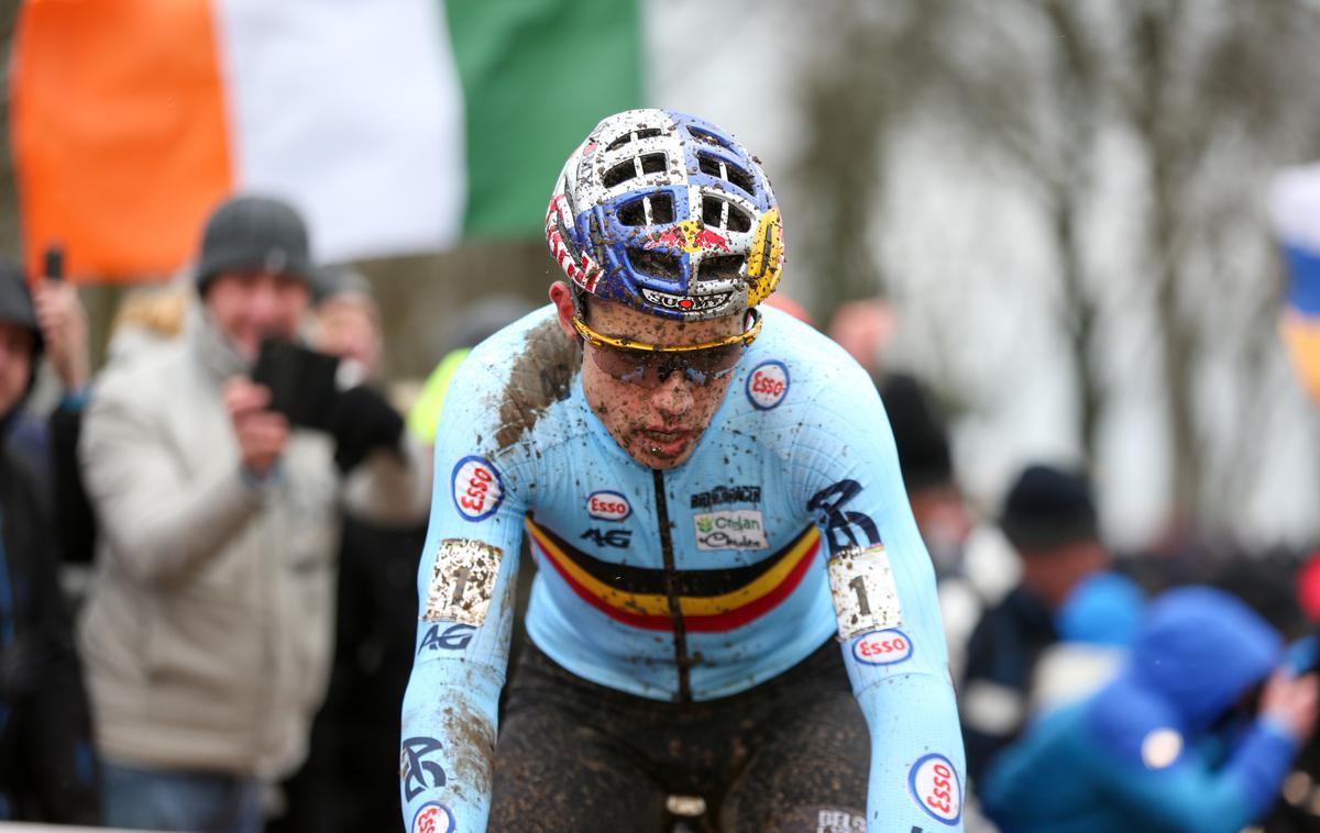 Wout Van Aert 2018 | Tudi Wouta van Aerta so v Jumbo-Vismo leta 2019 zvabili s še veljavno pogodbo pri drugi ekipi. | Foto Guliverimage