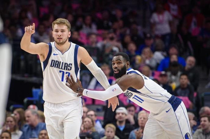 Luka Dončić | Luka Dončić je bil znova najboljši igralec svojega moštva, a je Dallas tudi tokrat izgubil. Proti ekipi Milwaukee Bucks so klonili s 111:118. | Foto Reuters