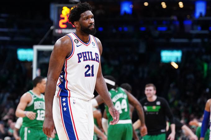 Joel Embiid je zadovoljen, da se je vrnil na parket in da lahko pomaga svoji ekipi. | Foto: Reuters