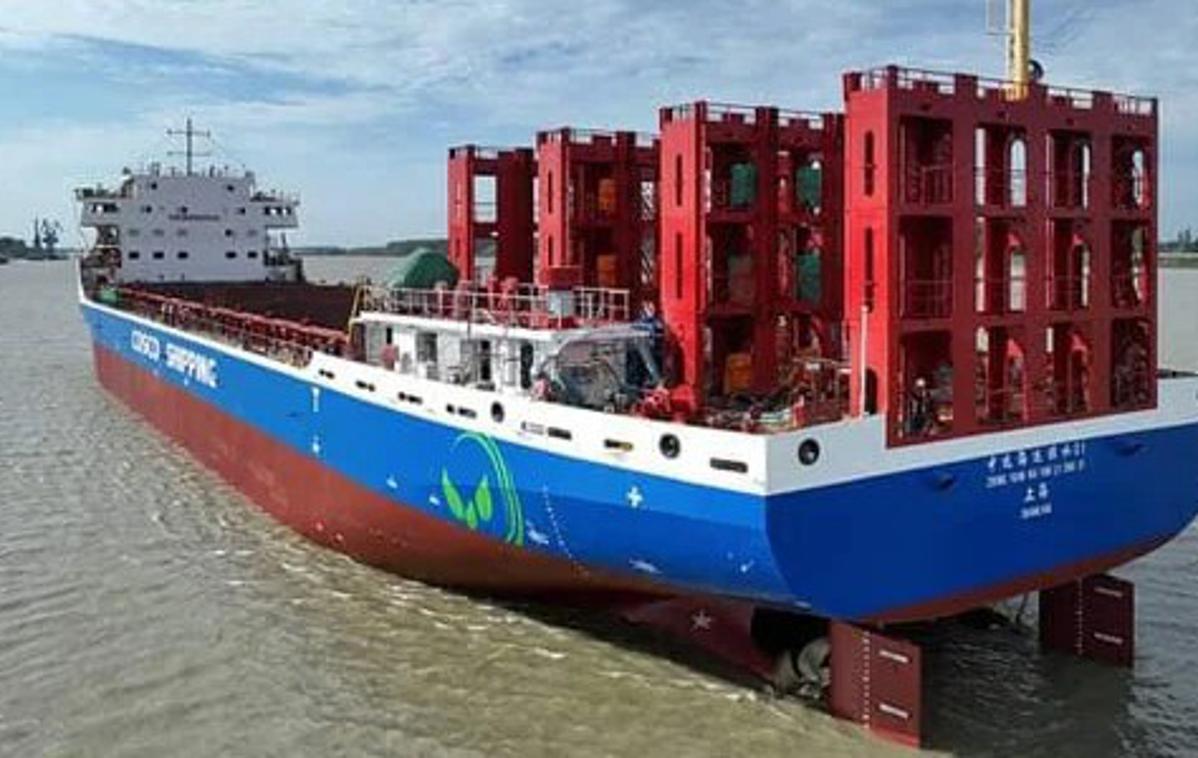 Cosco tovorna ladja elektrika | Foto Cosco