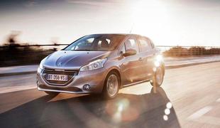 Peugeot 208 HYbrid FE – študija lahkega in učinkovitega vozila