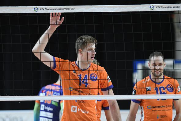 ACH Volley brez težav, Calcit do zmage v Mariboru