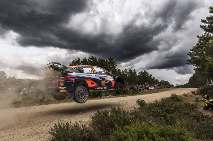 Thierry Neuville Hyundai | Thierry Neuville je zmagovalec relija za svetovno prvenstvo na Sardiniji. | Foto Guliver Image