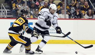 Kopitar s Kralji doma presenetil Crosbyjeve Pingvine #video