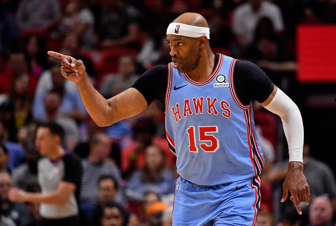 Vince Carter bo bogato športno pot zaključil pri Atlanti. | Foto: Reuters