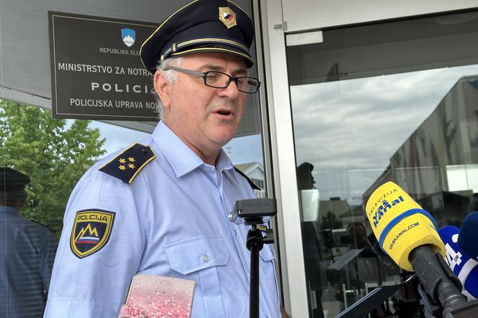 Željko Hvalec s Policijske uprave (PU) Novo mesto | Po ponedeljkovem incidentu na OŠ Velika Dolina je policija povečala svojo prisotnost v okolici šole, je povedal Željko Hvalec s Policijske uprave (PU) Novo mesto.  | Foto STA