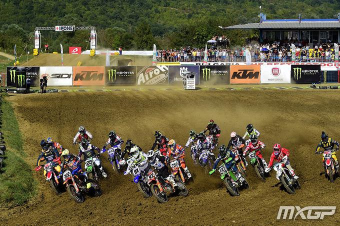 Dvakratni svetovni prvak Gajser je štiri dirke pred koncem letošnje sezone znova našel pot do stopničk. | Foto: mxgp