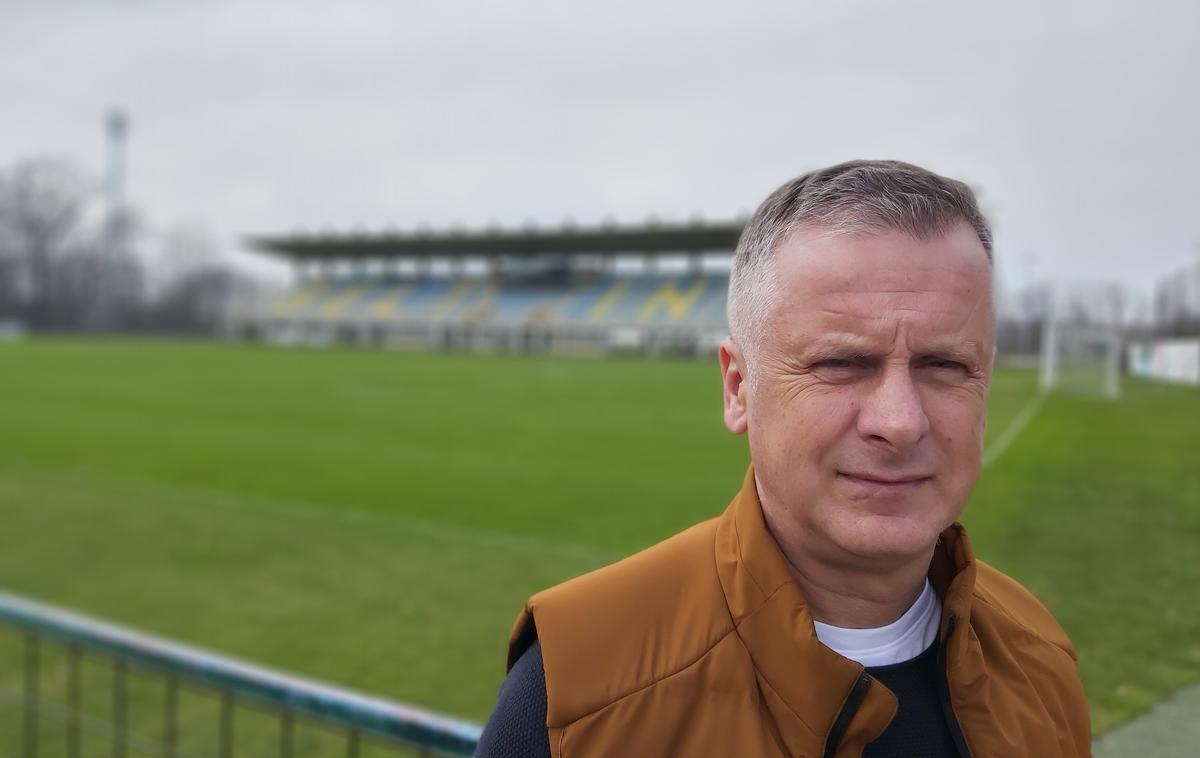 Damjan Gajser Beltinci | Nekdanji slovenski reprezentant, zdaj pa trener Beltincev Damjan Gajser nam je skušal orisati fenomen najbolj nogometne vasi v Sloveniji. | Foto R. P.