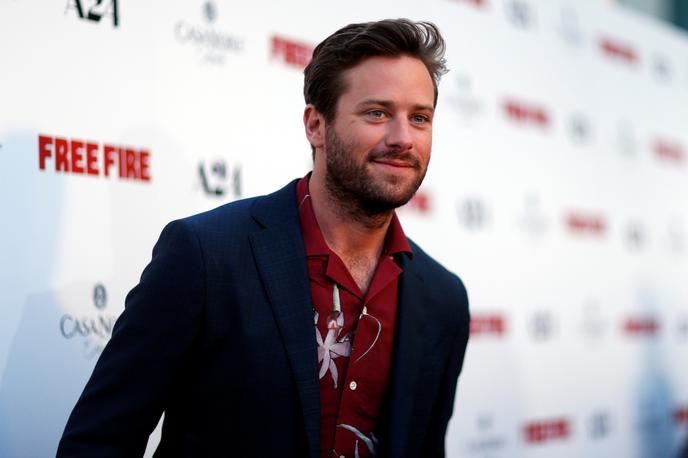 Armie Hammer | Igralec se zdaj otepa še obtožb o posilstvu. | Foto Reuters