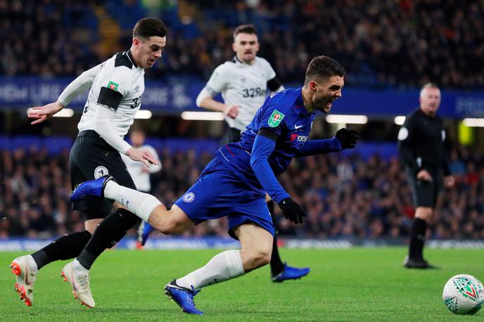 Chelsea Derby | Chelsea je Derby izločil po tesni zmagi (3:2), pri kateri je zadel zgolj enkrat. | Foto Reuters