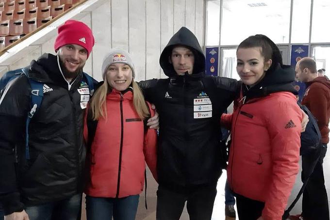 Kruder v družbi Janje Garnbret, zmagovalke obeh letošnjih tekem v balvanih, ter Anžeta Peharca in Lučke Rakovec, ki sta v Moskvi osvojila 4. mesto.  | Foto: Urh Čehovin