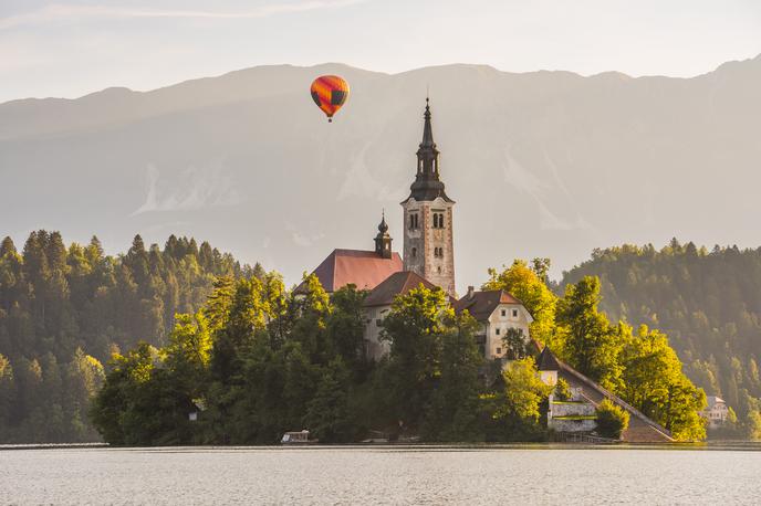 baloni, balonarstvo, letenje | Polet z balonom v okolici Blejskega jezera | Foto Shutterstock
