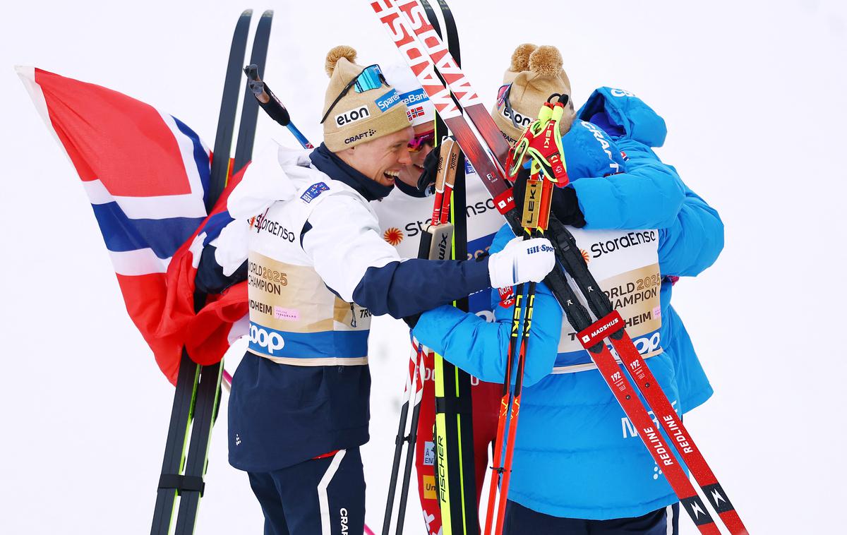 teki Norveška | Klaebo je postal prvi smučarski tekač, ki je osvojil pet zlatih medalj na enem SP.  | Foto Reuters