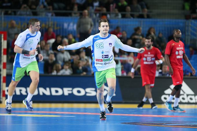 Miha Zarabec ni nastopil na drugi letošnji prijateljski tekmi s Francijo, na kateri je Slovenija utrpela visok poraz. | Foto: Vincent Michel/francehandball2017.com