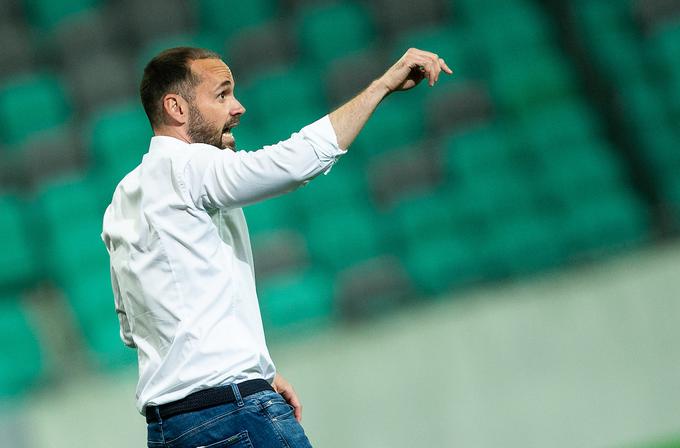 Trenerju Olimpije Dinu Skenderju je odleglo. | Foto: Vid Ponikvar