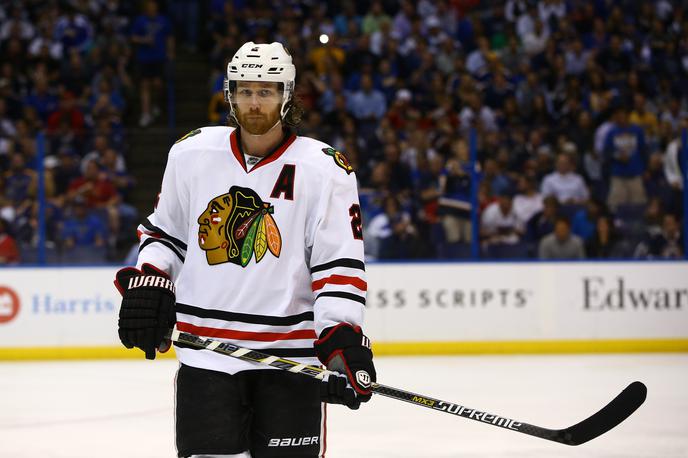 Duncan keith | Duncan Keith se je moral po 16 sezonah posloviti od dresa Chicago Blackhawks. Seli se k Edmonton Oilers. | Foto Guliverimage