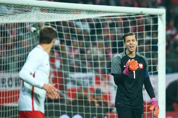 Poljaki so nastopili z dvema vratarjema. V prvem polčasu je branil član angleškega Bournemoutha Artur Boruc, v drugem član Rome Wojciech Szczesny, ki je na tej fotografiji. | Foto: Sportida