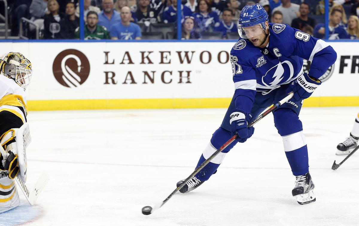 Steven Stamkos | Steven Stamkos v finalu NHL ne bo mogel več pomagati Tampi. | Foto Reuters