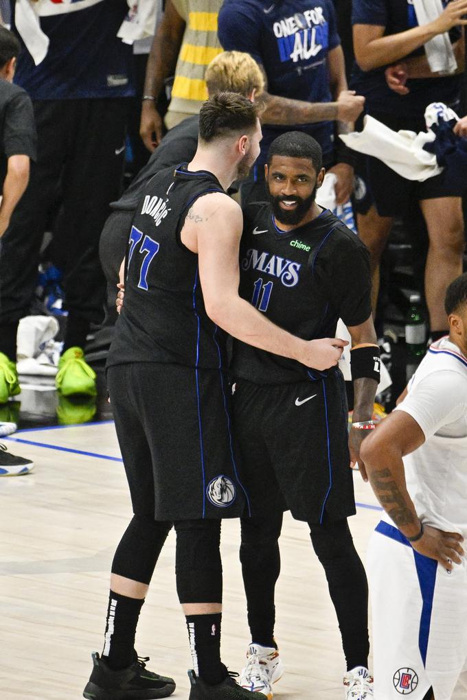 Dallas Mavericks Luka Dončić Kyrie Irving | Foto: Reuters