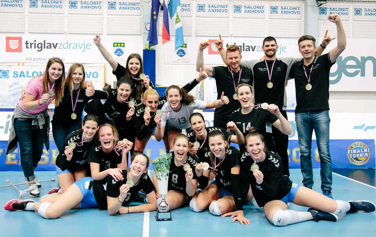 Calcit Volley | Kamničanke se veselijo tretjega pokalnega naslova, Mariborčanke ostajajo pri številki 17. | Foto Klemen Brumec