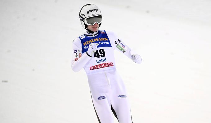 Lovro Kos je na šestem mestu najboljši slovenski skakalec v svetovnem pokalu in se lahko pohvali z dvema zmagama. | Foto: Guliverimage