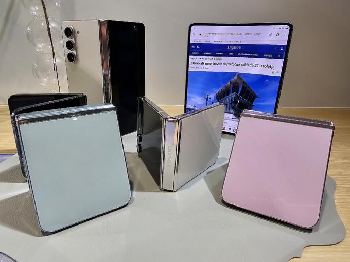 Pregibna pametna telefona Samsung Galaxy Z Flip5 in Samsung Galaxy Z Fold5. | Foto: Srdjan Cvjetović