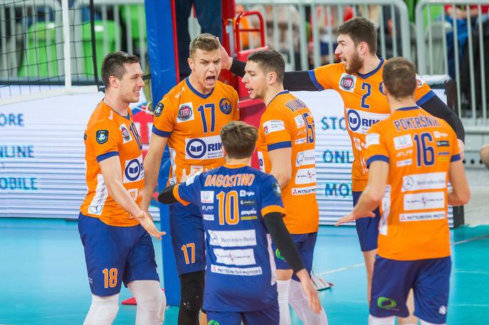 ACH Volley Ljubljana : Fakel Novy Urengoy | ACH Volley se prebuja in niza zmago za zmago. | Foto Žiga Zupan/Sportida