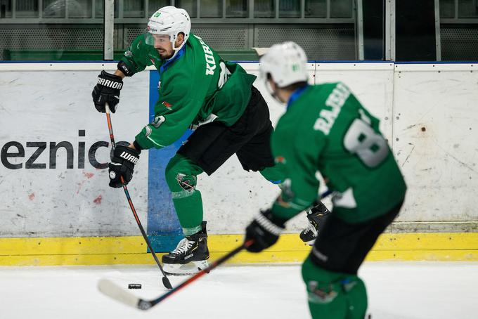 Zmagoviti niz hokejistov Olimpije se je končal pri drugi ekipi Salzburga. Izgubili so z 2:3. | Foto: Vid Ponikvar