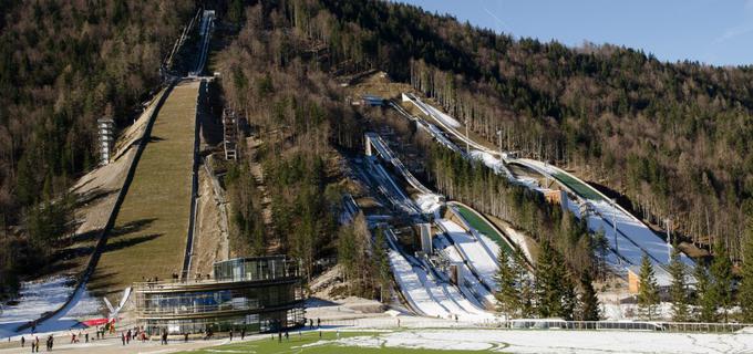 Nad nordijskim centrom v Planici bodo navdušeni vsi, ki bi radi obiskali vetrovnik in muzej ter si ogledali skakalnice. | Foto: 