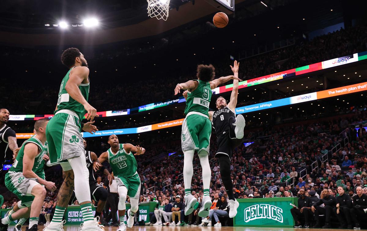 Goran Dragić | Goran Dragić je na gostovanju v Bostonu dosegel 7 točk. | Foto Reuters