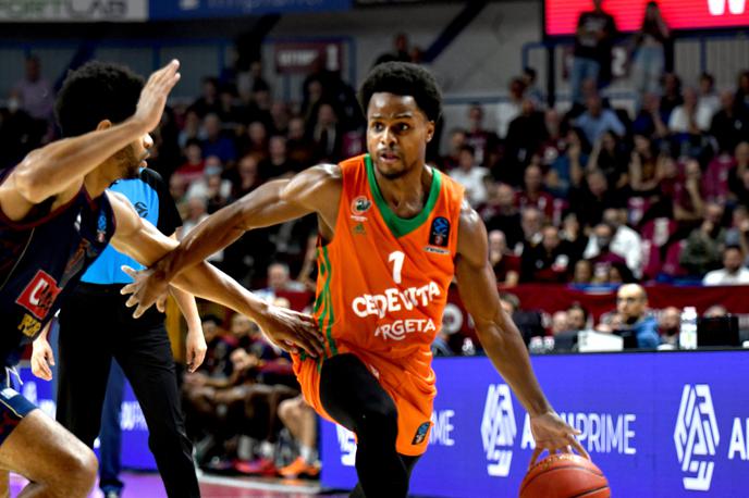 Umana Reyer Benetke - Cedevita Olimpija | Cedevita Olimpija je v Benetkah izgubila z 68:76. | Foto KK Cedevita Olimpija/Tine Ružič