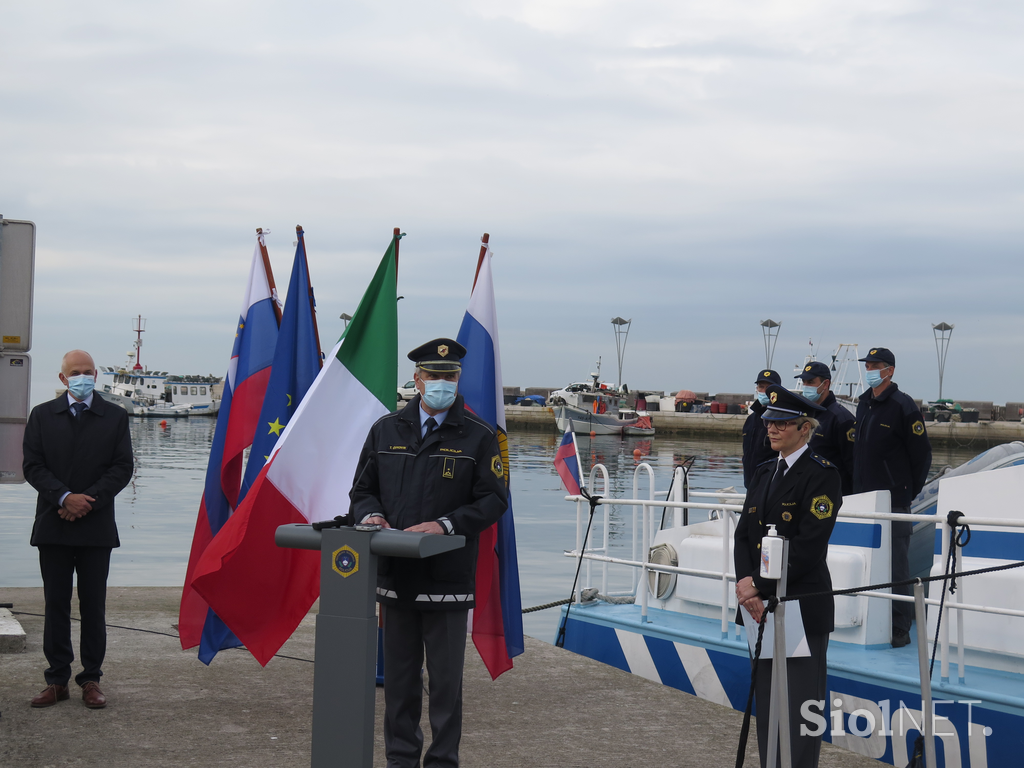 Policijski čoln P-111 se poslavlja