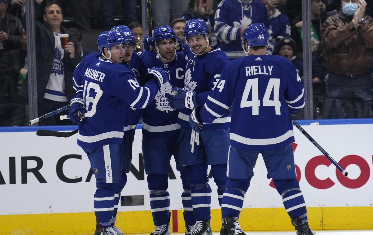 Toronto Maple Leafs | NJ Devils so izgubili na obeh domačih tekmah proti NY Rangers, zdaj se je serija preselila na domači led zadnjih. | Foto Guliverimage