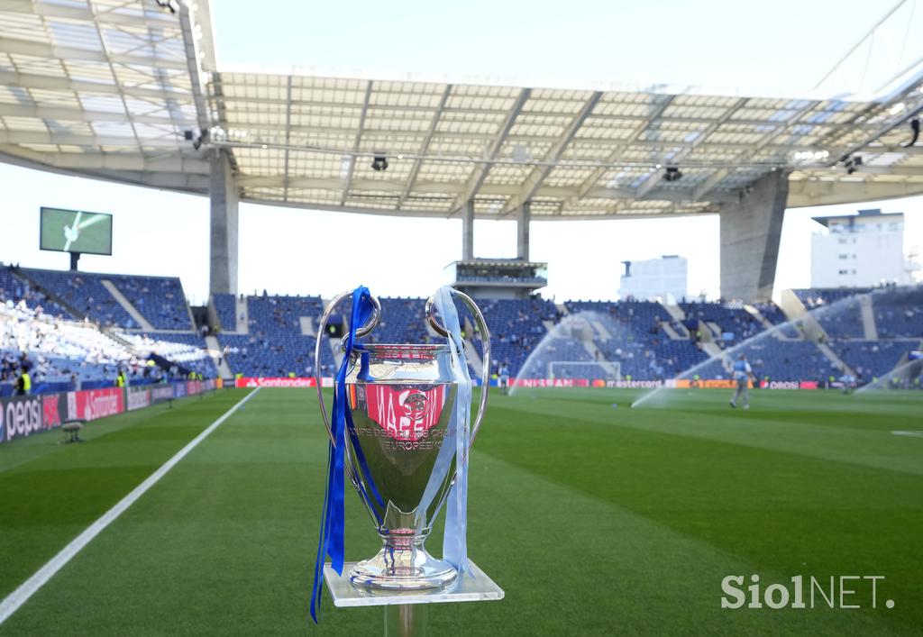 Manchester City Chelsea finale Porto Navijači