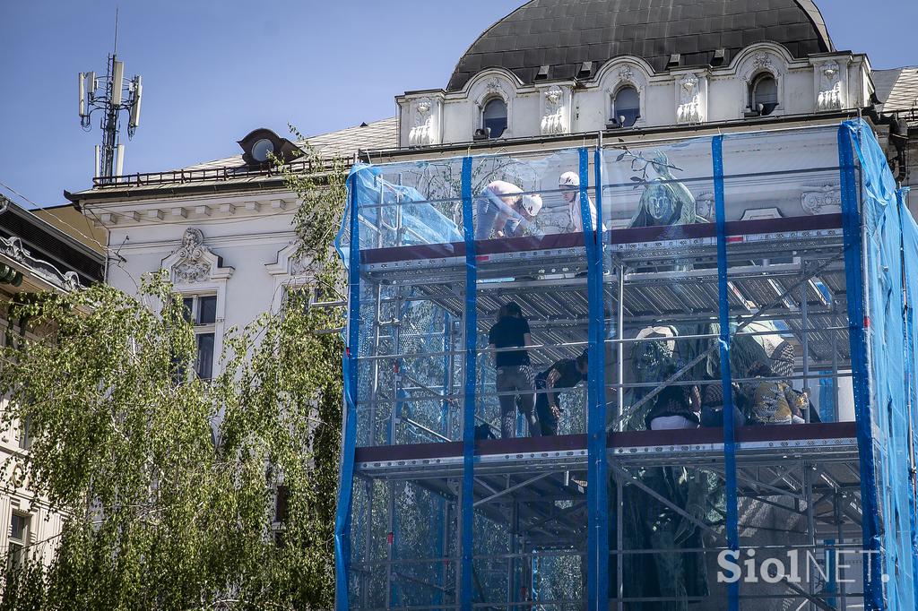 Obnova Prešernovega spomenika.