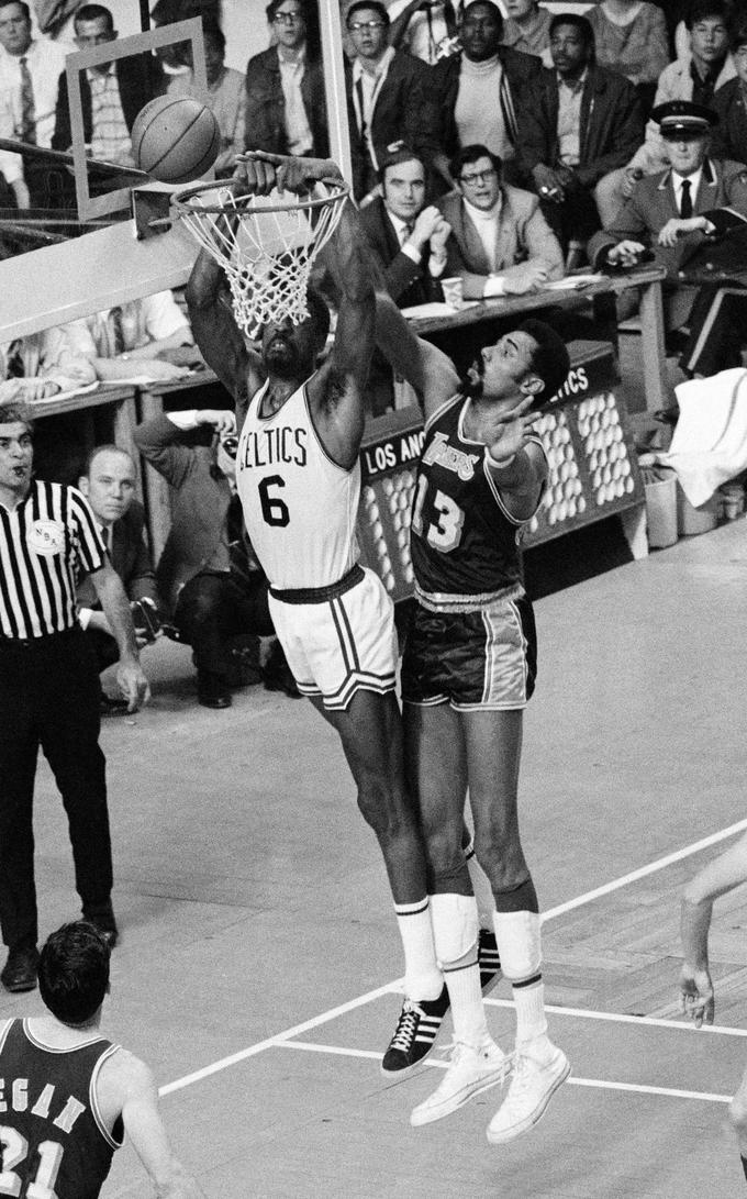 Bill Russell in Wilt Chamberlain v finalu lige NBA leta 1969. | Foto: Guliverimage