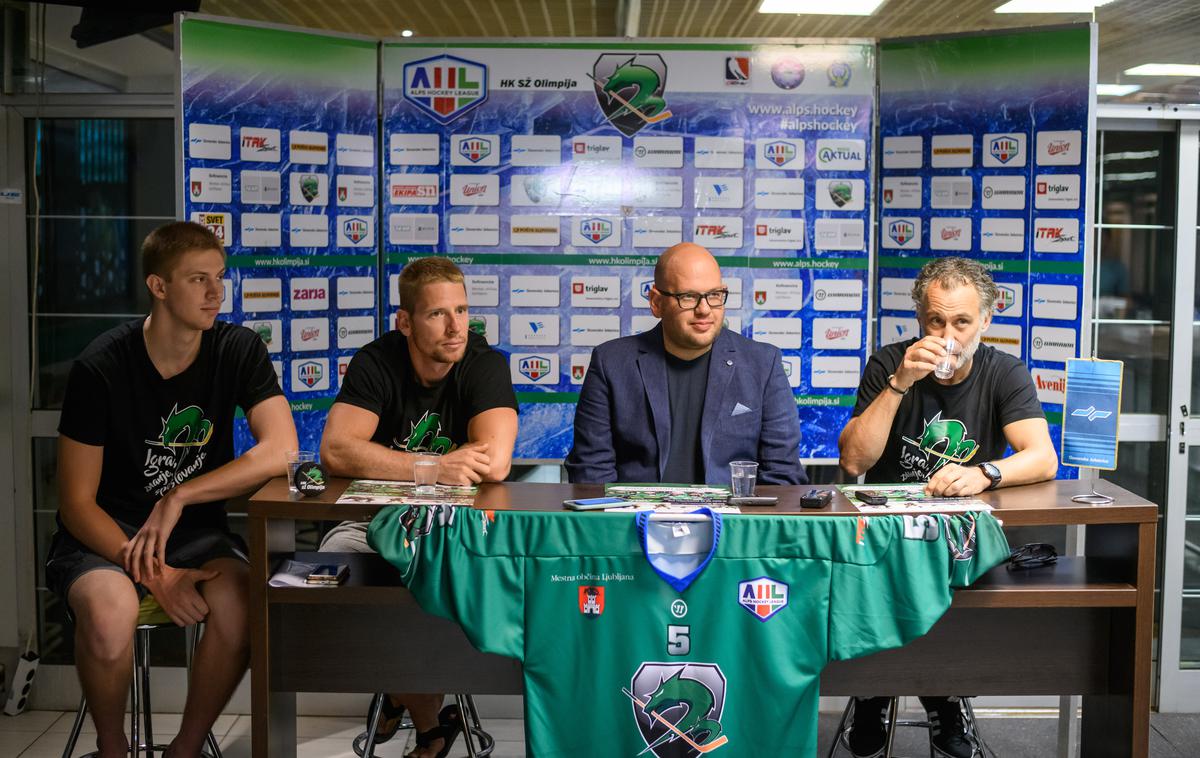 HK SŽ Olimpija | Pri Olimpiji so si za cilj zadali naslov državnega in pokalnega prvaka ter polfinale Alpske lige. | Foto Nebojša Tejič/STA