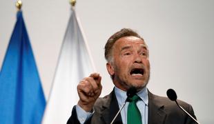 Schwarzenegger v sporočilu ruskim vojakom: Moram vam povedati resnico #video