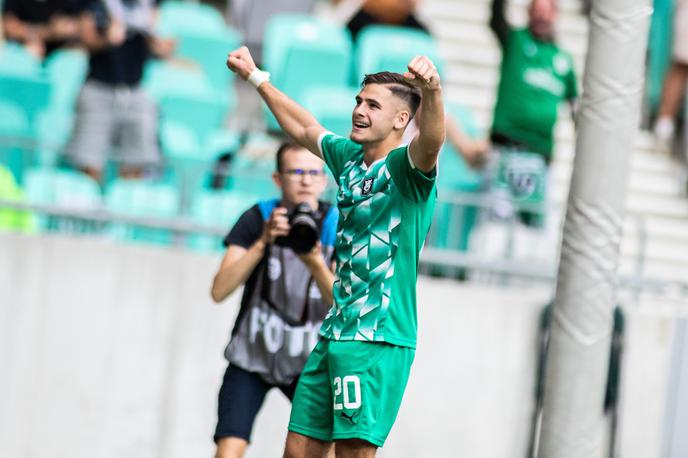 NK Olimpija : Hajduk Split | Nemanja Motika je izkoristil napako splitske obrambe in odločil zmagovalca. | Foto Nik Moder/Sportida