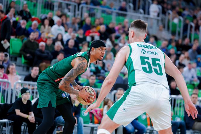 Cedevita Olimpija - Krka, liga ABA Devin Robinson | Cedevita Olimpija je v slovenskem derbiju ugnala Krko. | Foto Aleš Fevžer