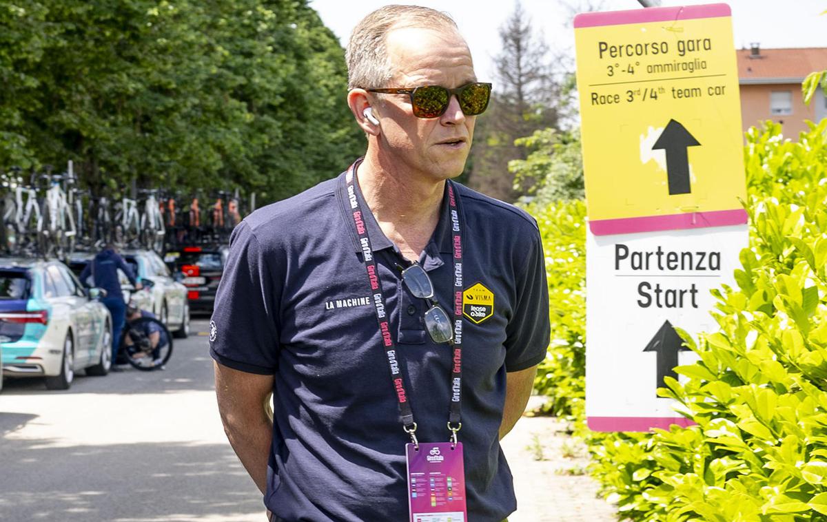 Giro 2024 Richard Plugge | Richard Plugge ni zadovoljen z dejstvom, da na Dirki po Poljski radijske povezave niso dovoljene. | Foto Ana Kovač