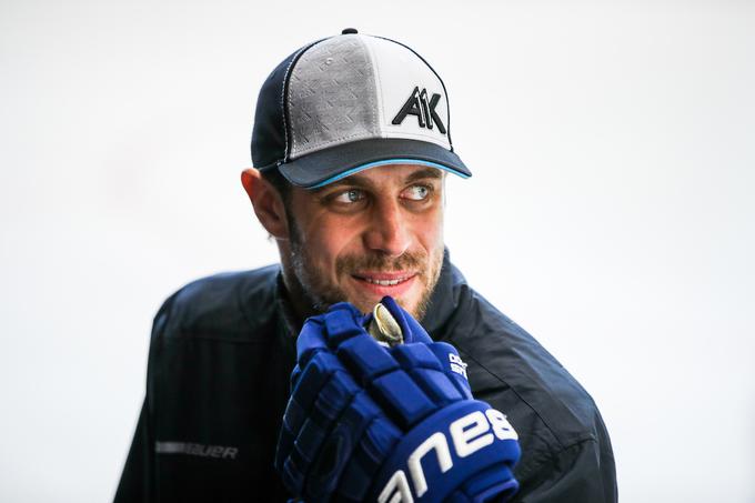 Tudi Anže Kopitar to noč ne bo počival. Ob 2. uri po srednjeevropskem času ga z ekipo Los Angeles Kings čaka gostovanje pri Coloradu Avalanche.  | Foto: Matic Klanšek Velej/Sportida