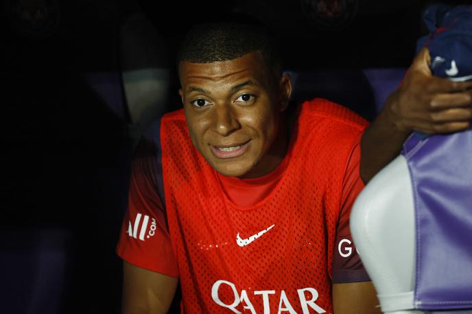 Kylian Mbappe | Kylian Mbappe je dolgoletna želja madridskega Reala, tudi sam pa ne skriva simpatij do belih baletnikov. Obožuje pa tudi igranje v dresu PSG. | Foto Reuters