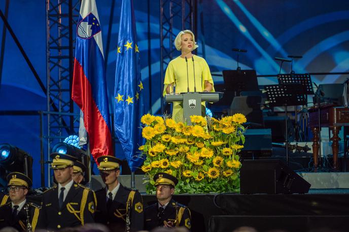 državna proslava, Beltinci | Predsednica DZ Urška Klakočar Zupančič je bila slavnostna govornica državne proslave na predvečer dneva združitve prekmurskih Slovencev z matičnim narodom. | Foto STA