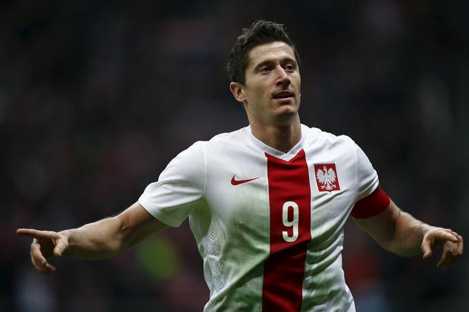 Robert Lewandowski, eden izmed najboljših napadalcev na svetu, bo skušal Poljsko popeljati v izločilni del. | Foto: 