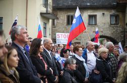 Na shodu v Črnomlju zahtevali varnost, zaščito meje in spremembo zakonodaje